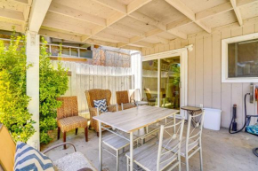 Pet-Friendly Brentwood House with Gas Grill!